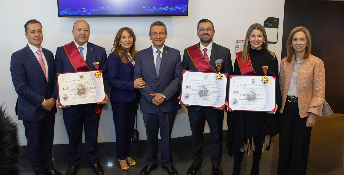 Foro De Presidentes Recibe La Orden Al Mérito Social