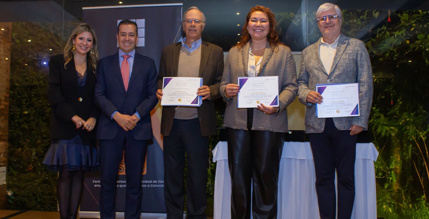 Premios Dejando Huella III Edición.
