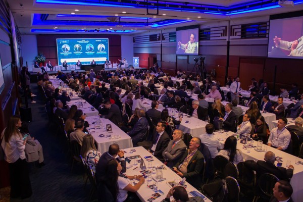 INNOVATION SUMMIT CEO 360 IA para directivos visionarios